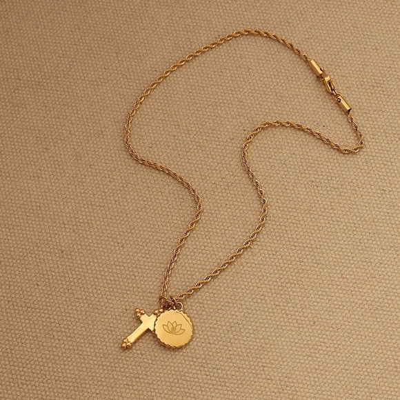 Inner Harmoni 18K Gold Plated Elegant Gold Children’s Pendant Necklace - Picture 2 of 3